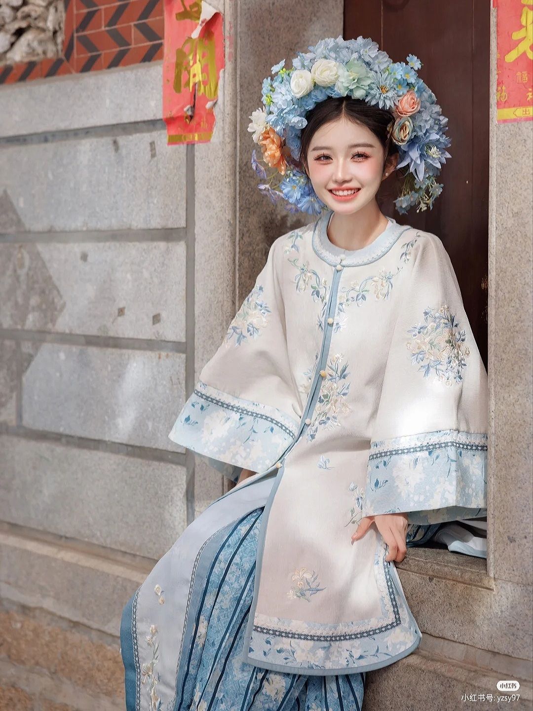 The Enchanting Tale of Lady Da Ji:The Nine-Tailed Fox in Hanfu Glory The Enchanting Tale of Lady Da Ji:The Nine-Tailed Fox in Hanfu Glory