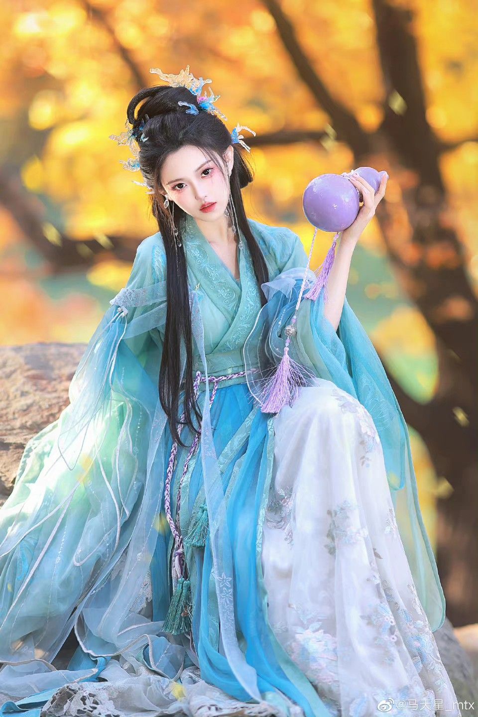 The Enchanting Red of Hanfu,a Tale of Immortal Aesthetics The Enchanting Red of Hanfu,a Tale of Immortal Aesthetics