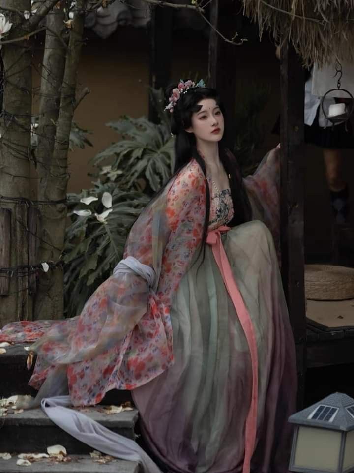 Exploring the Revival of Ming-Style Hanfu Maomian Skirts in Plus Sizes Exploring the Revival of Ming-Style Hanfu Maomian Skirts in Plus Sizes
