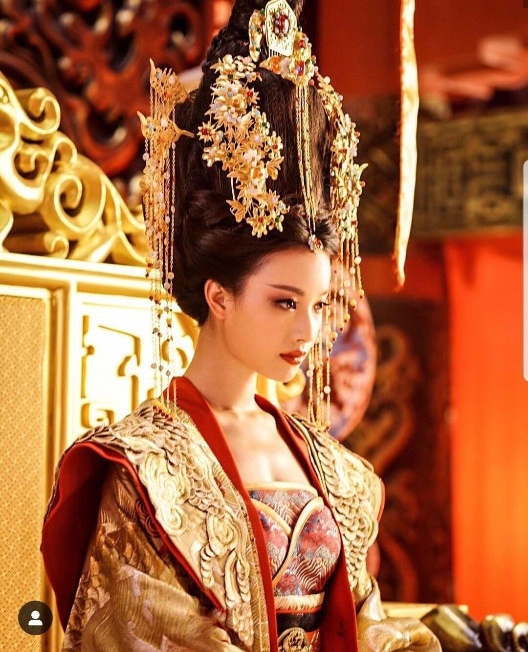 Lingxi Pavilions Original Tang-Style Hanfu:A Journey Through Ancient Chinese Elegance Lingxi Pavilions Original Tang-Style Hanfu:A Journey Through Ancient Chinese Elegance