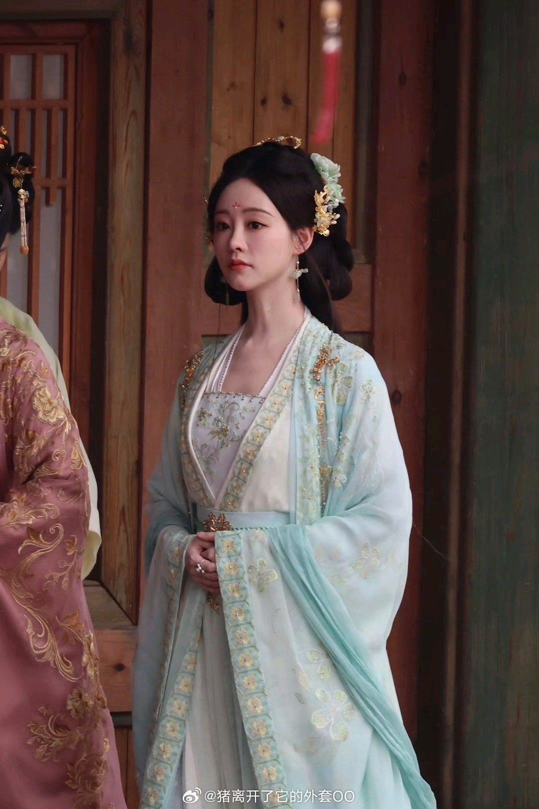 Youthful Charm of Traditional Cheongsam:The New Generation of Qipao for Young Girls Youthful Charm of Traditional Cheongsam:The New Generation of Qipao for Young Girls