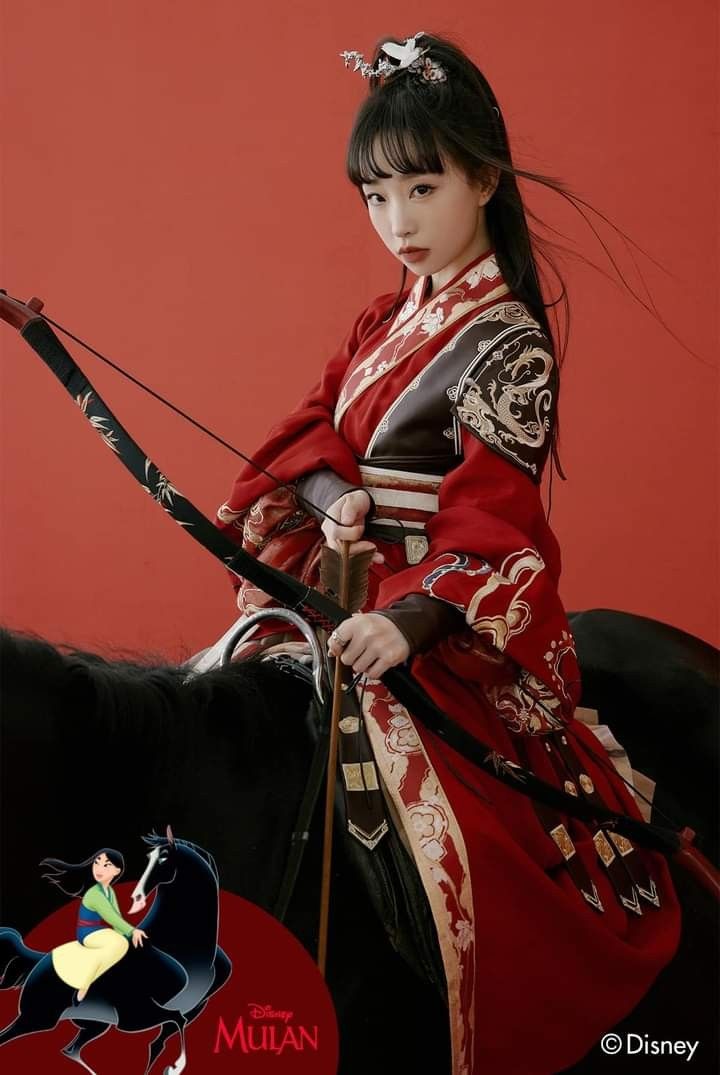 Chinese Traditional Dance Performance Costumes:The Allure of Cheongsam Dance Uniforms