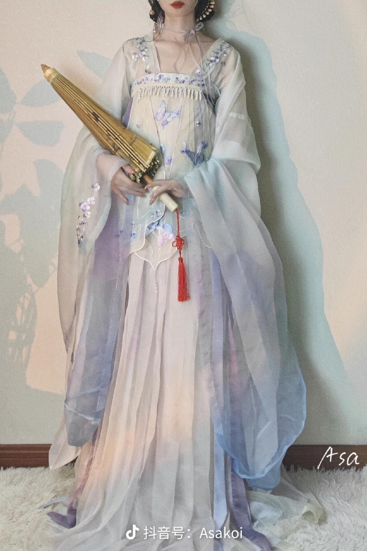 Summer Hanfu Costumes for Girls:A Blend of Tradition and Modernity