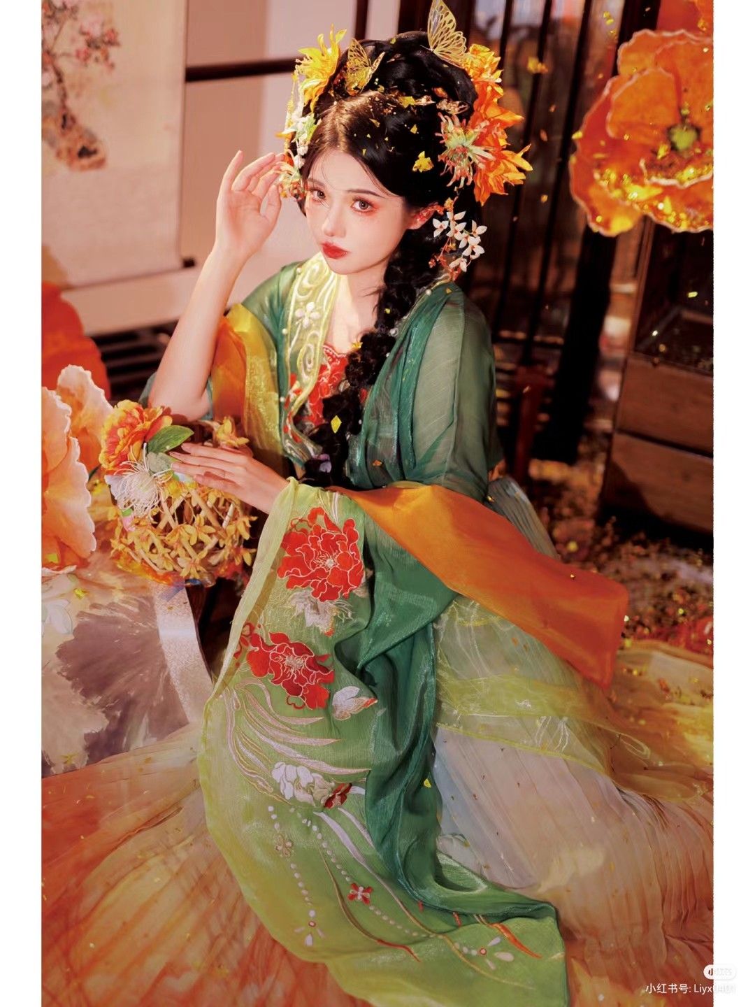 The Enchantment of Shan Hai Jing in the Realm of Hanfu Fashion The Enchantment of Shan Hai Jing in the Realm of Hanfu Fashion