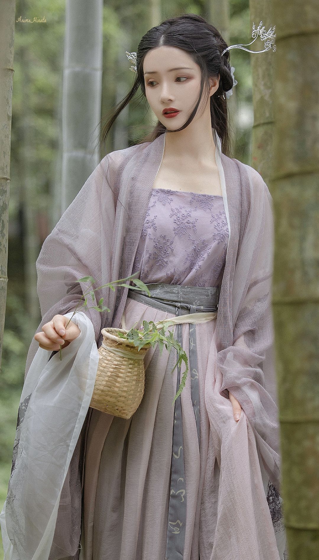 Enhanced Hanfu Style:The Evolution of Song Dynasty Fashion with Modern Touches Enhanced Hanfu Style:The Evolution of Song Dynasty Fashion with Modern Touches