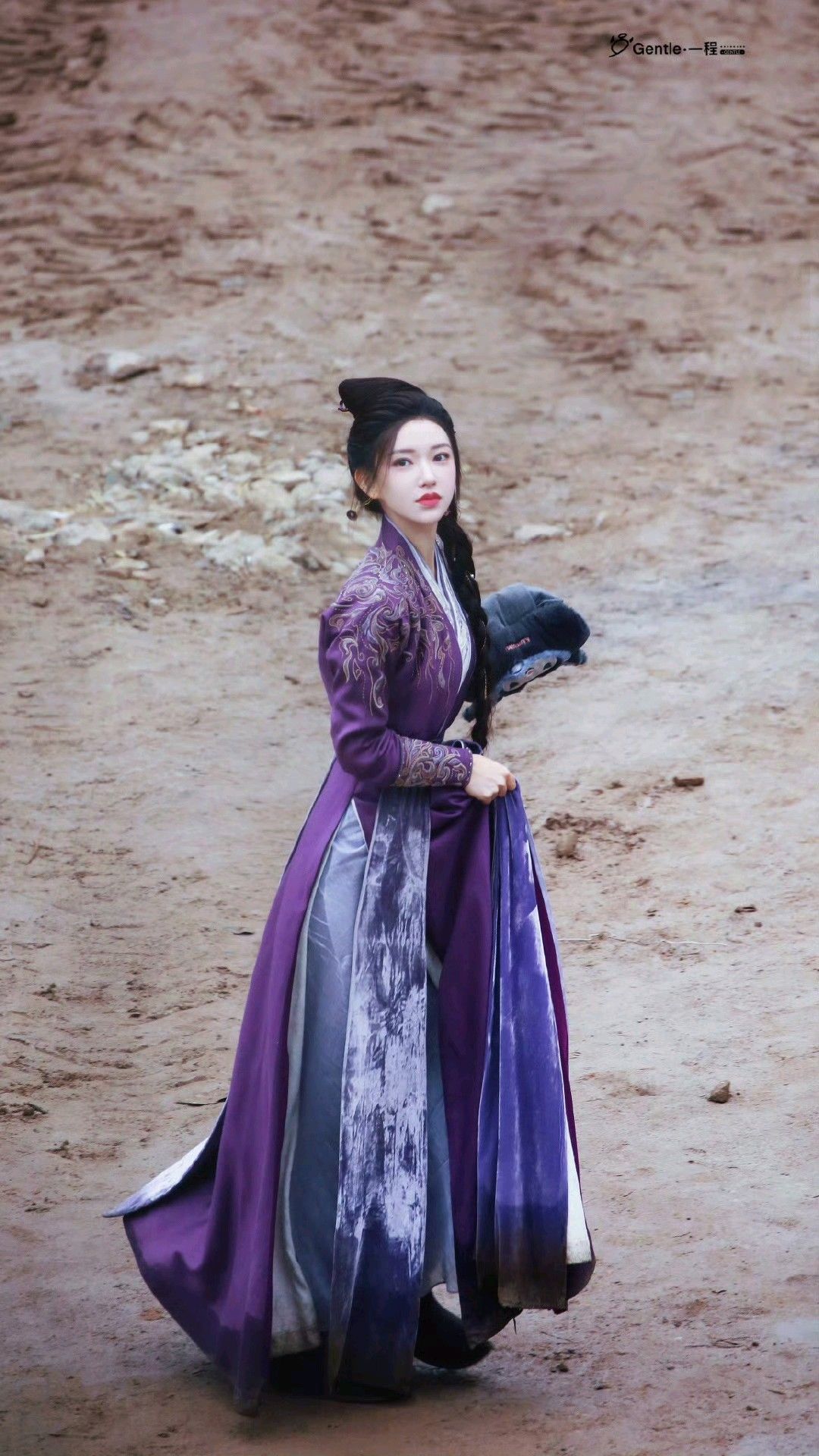 The Rise of Hanfu Net Fabric Jackets:Exploring the New Fashion Trend in Traditional Elegance The Rise of Hanfu Net Fabric Jackets:Exploring the New Fashion Trend in Traditional Elegance