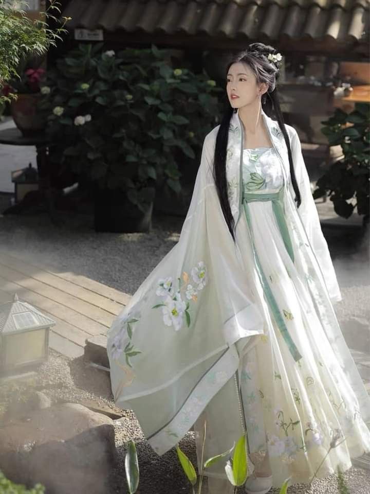 Embracing the New Sino-Chic Style:The Daily Mamen Cheongsam Skirt Revolution Embracing the New Sino-Chic Style:The Daily Mamen Cheongsam Skirt Revolution