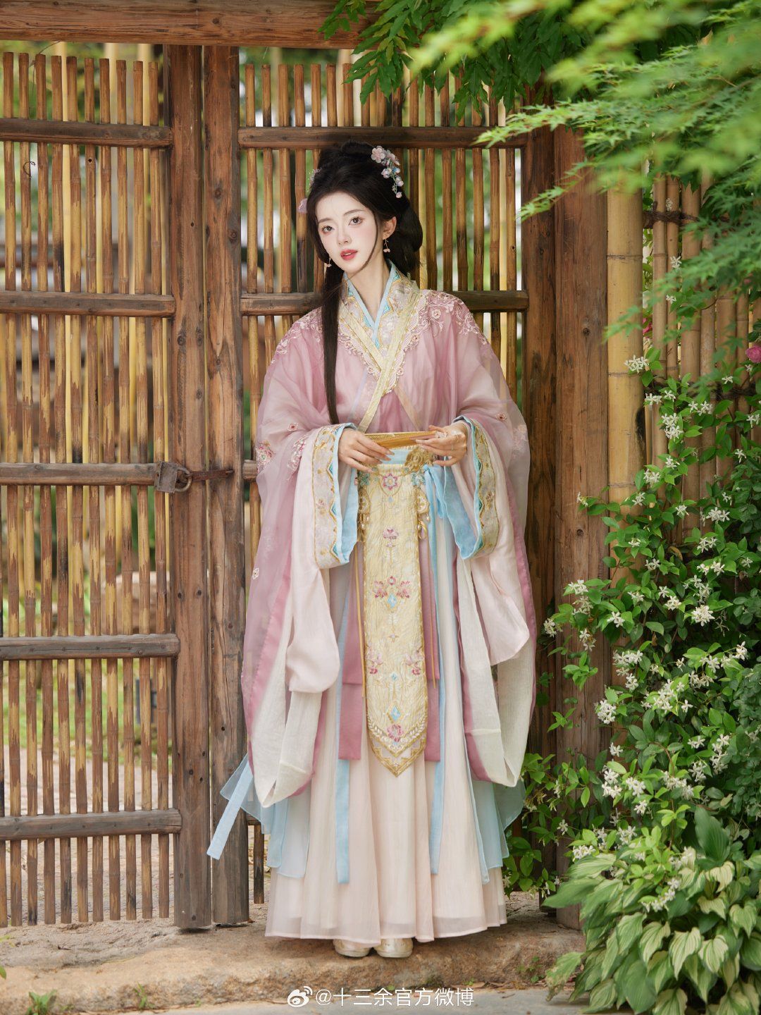 Stylish Plus Size Short Summer Cheongsam:Fashion Meets Comfort Stylish Plus Size Short Summer Cheongsam:Fashion Meets Comfort