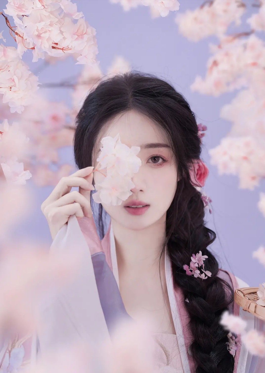 Earring Styling for Red Cheongsam:A Guide to Perfection Earring Styling for Red Cheongsam:A Guide to Perfection