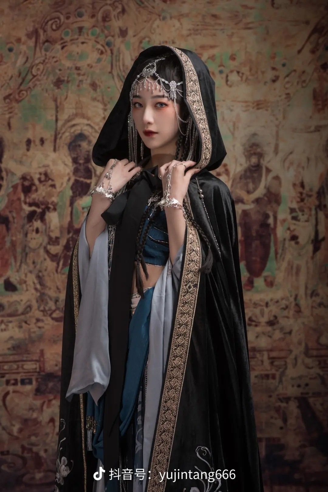 Chinese-Style Girls Qipao Skirt Embracing the Traditional Elegance Chinese-Style Girls Qipao Skirt Embracing the Traditional Elegance