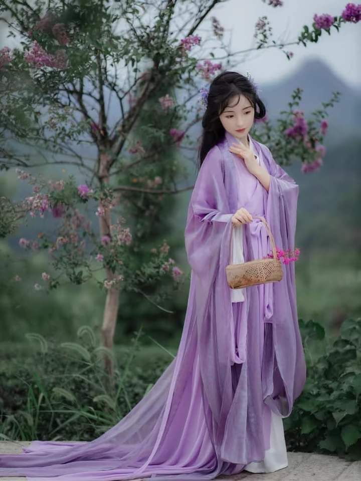 Autumn-Spring Elegance:The Rise of Chinese-Style Cheongsam for Girls Autumn-Spring Elegance:The Rise of Chinese-Style Cheongsam for Girls