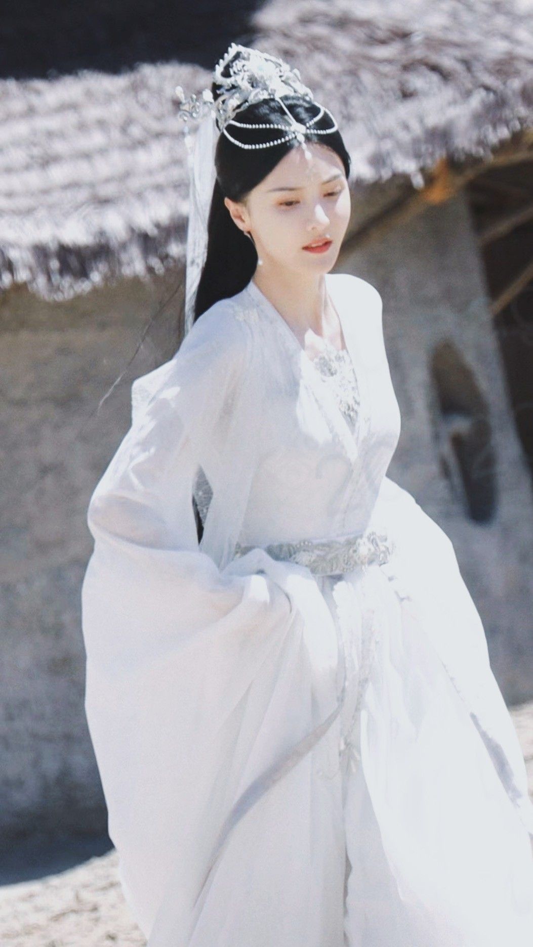 The Evolution of Xia Hanfu:Modern Refinement of Traditional Chinese Fashion The Evolution of Xia Hanfu:Modern Refinement of Traditional Chinese Fashion