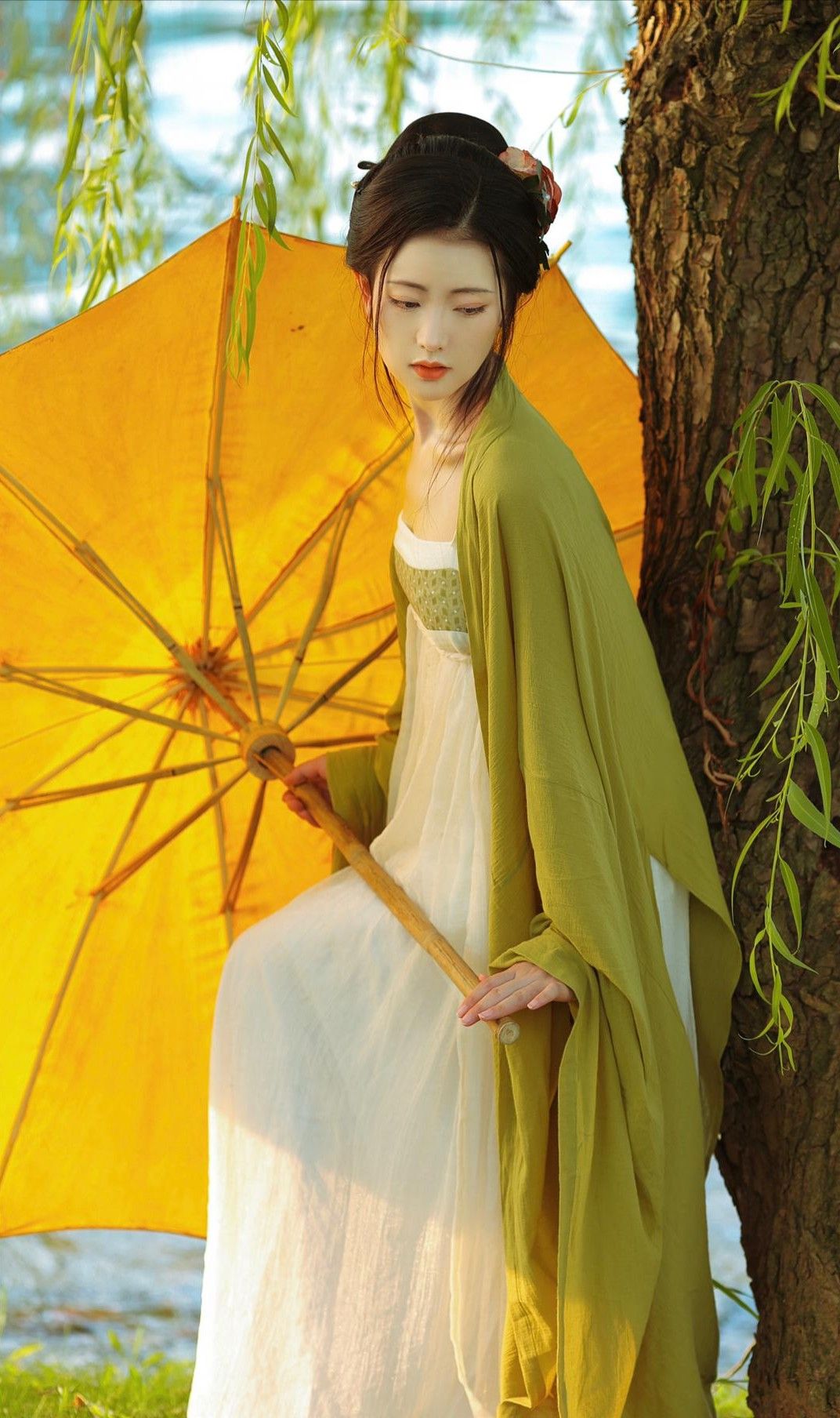 Plus-Size Qipao for a Joyful Mother-in-Law:The Embracing Beauty of Traditional Chinese Fashion Plus-Size Qipao for a Joyful Mother-in-Law:The Embracing Beauty of Traditional Chinese Fashion