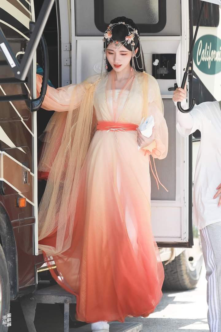 Childrens Cheongsam Dress:The Rise of Traditional Elegance in Modern Fashion for Girls Childrens Cheongsam Dress:The Rise of Traditional Elegance in Modern Fashion for Girls