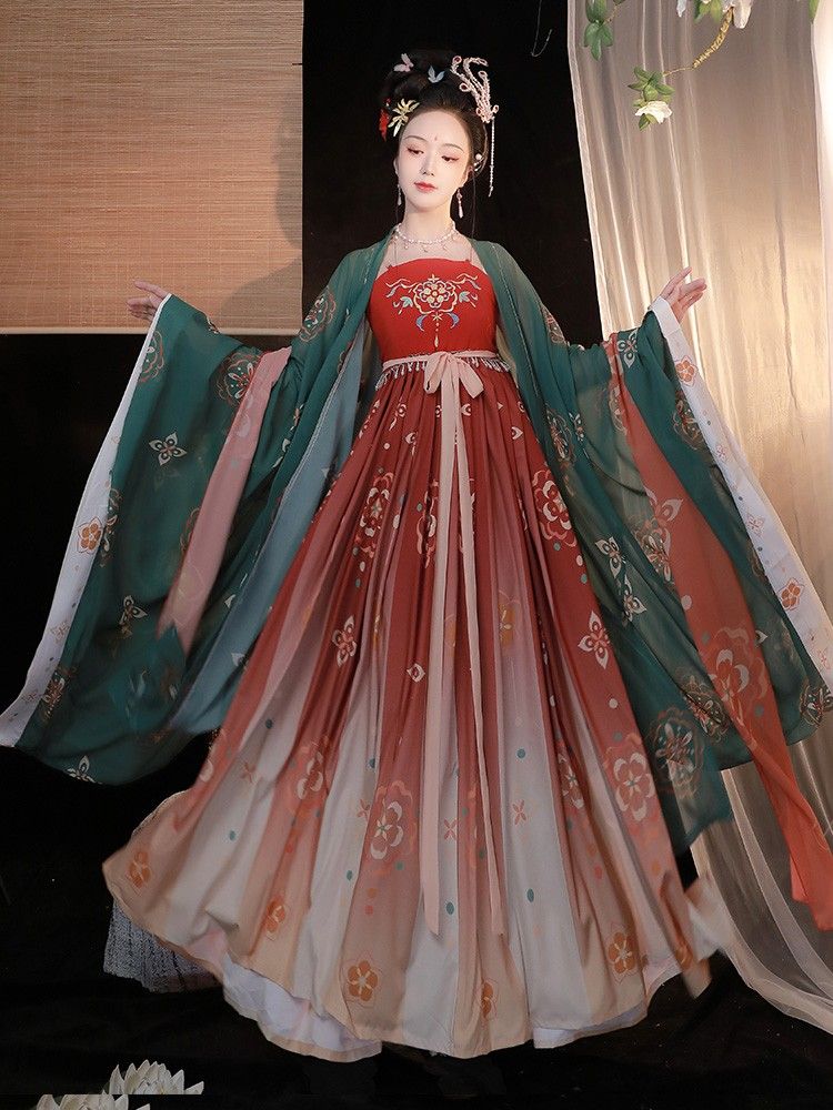 The Flaredress of Warlords Wife:Embracing the Hourglass Figure The Flaredress of Warlords Wife:Embracing the Hourglass Figure