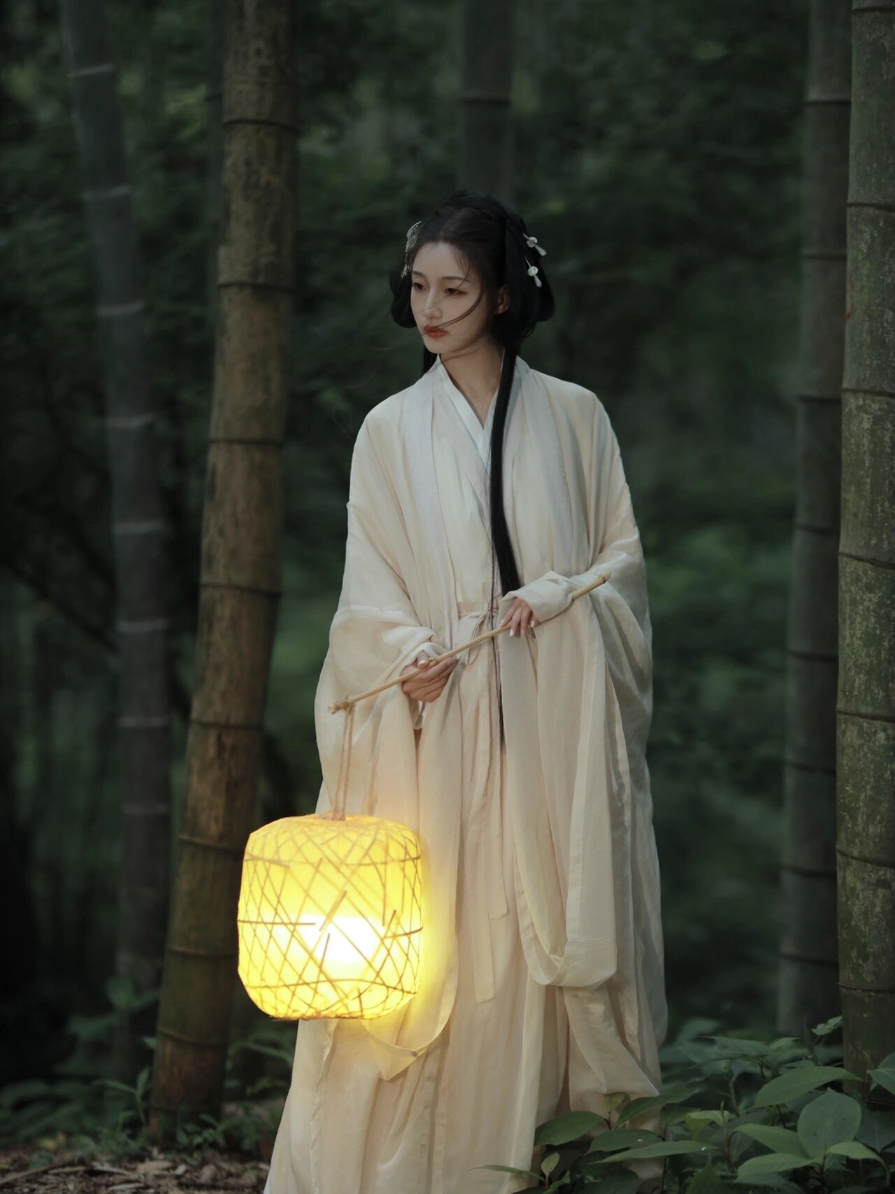 The Revival of Hanfu Style:A Girls Hanfu Strappy Dress The Revival of Hanfu Style:A Girls Hanfu Strappy Dress