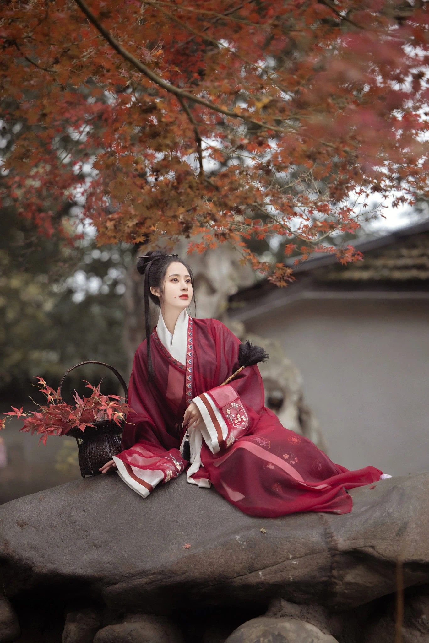 The Cultural Journey of Childrens Hanfu Fan:A Guide for Ages 1 to 6 The Cultural Journey of Childrens Hanfu Fan:A Guide for Ages 1 to 6