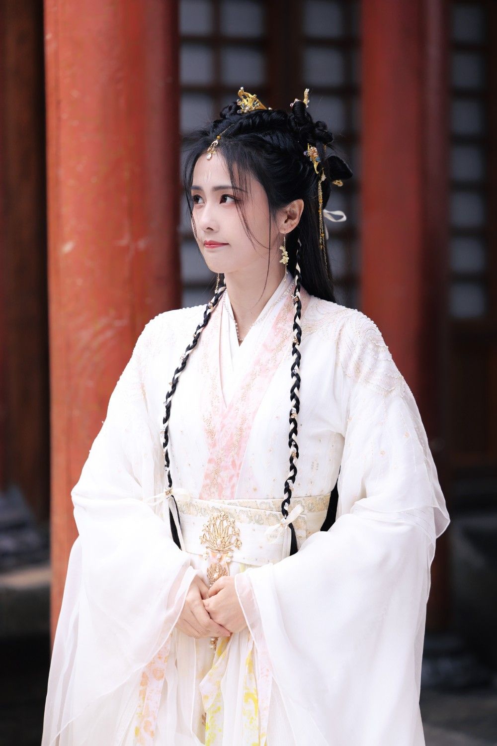 The Splendor of Red and White Hanfu:Unveiling the Traditional Beauty of Chinese Clothing The Splendor of Red and White Hanfu:Unveiling the Traditional Beauty of Chinese Clothing