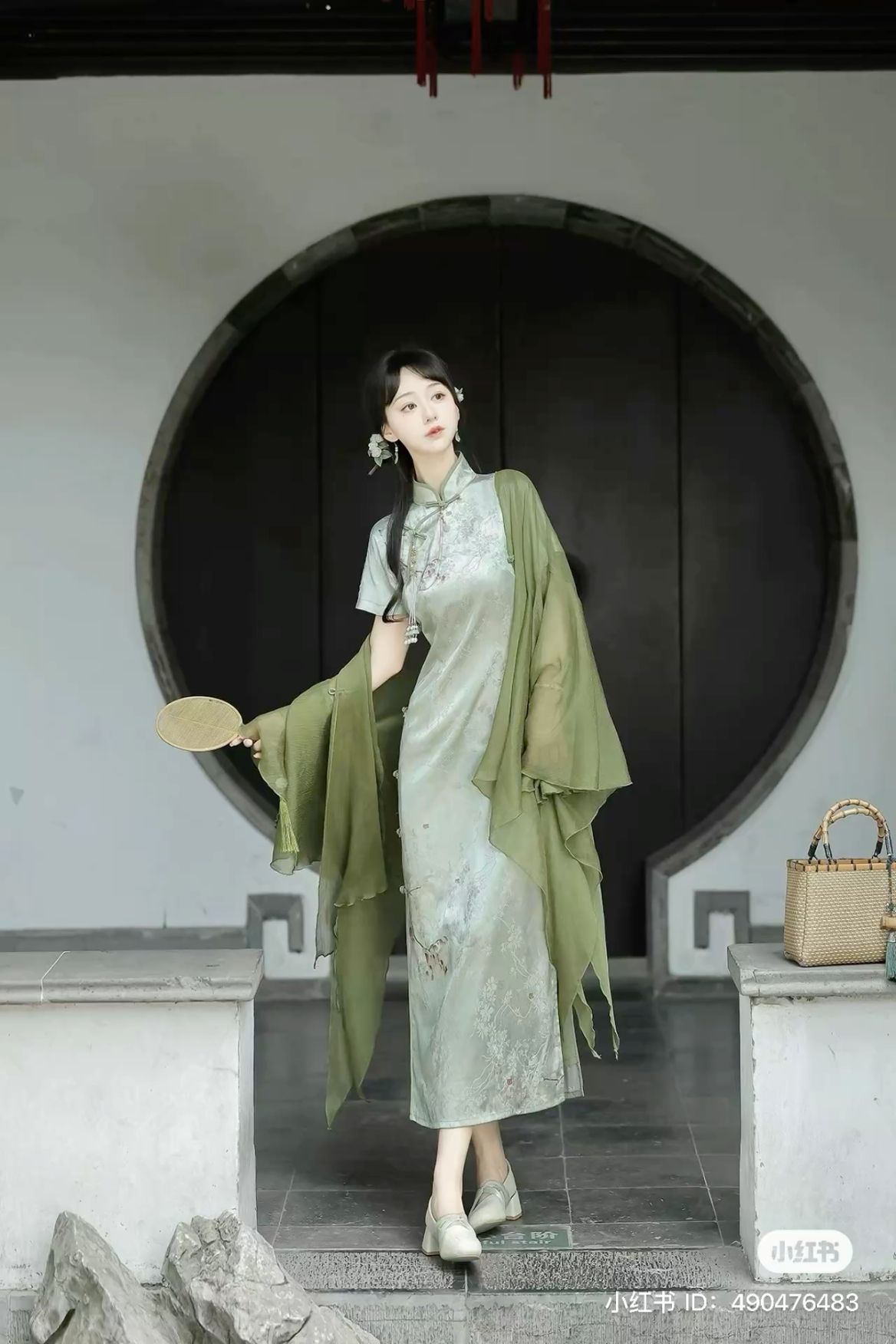 The Revival of Confucius-Inspired Kongfu-Style Horseface Skirt The Revival of Confucius-Inspired Kongfu-Style Horseface Skirt