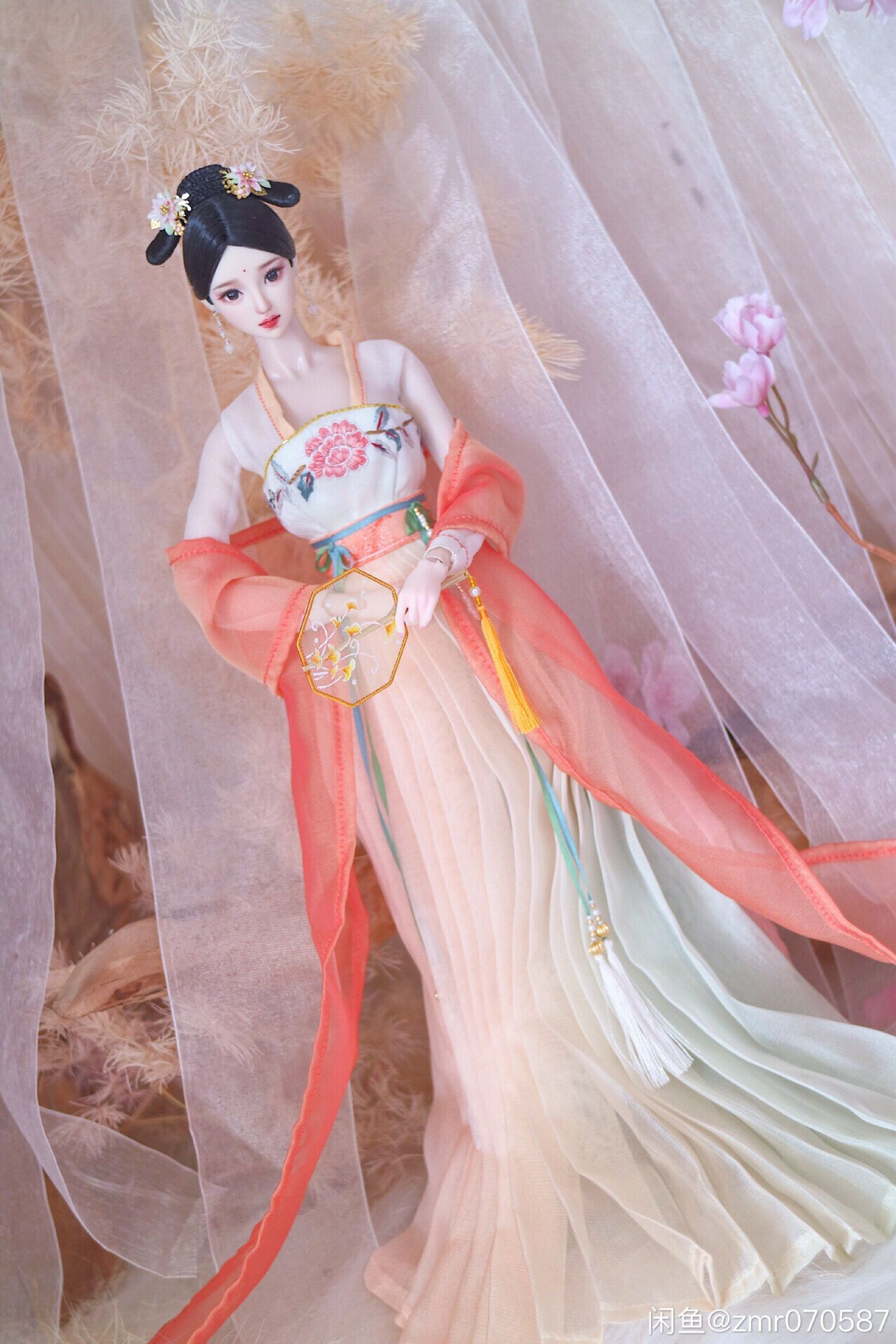 Summer Chic in Cheongsam-Style Outerwear Summer Chic in Cheongsam-Style Outerwear