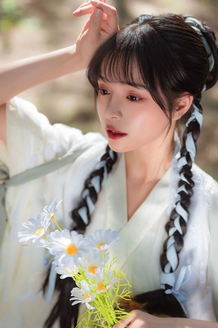 Hanfu Summer Fashion for Kids:A Guide to 10-Year-Old Childrens Traditional Chinese Attire Hanfu Summer Fashion for Kids:A Guide to 10-Year-Old Childrens Traditional Chinese Attire