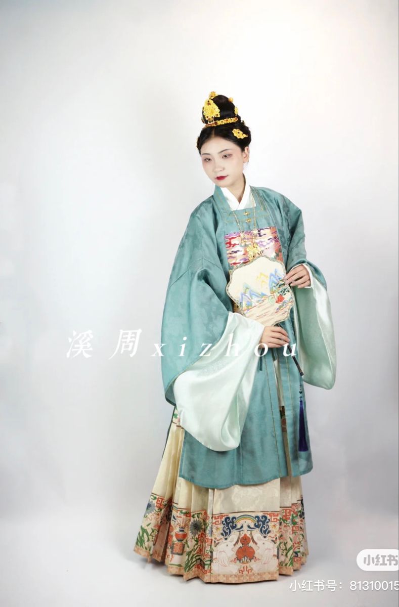 Embracing the New Sino-Style:The Rise of the Womens Ma-Face Skirt Embracing the New Sino-Style:The Rise of the Womens Ma-Face Skirt