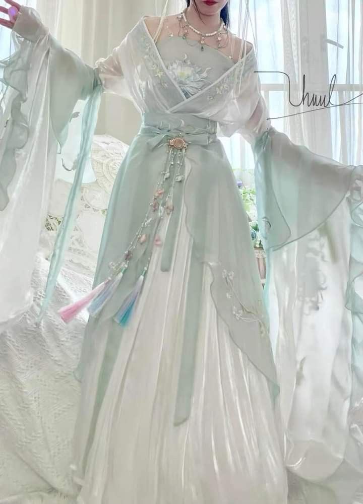 Han Qingyues Original Hanfu Clothing Store:A Journey into Traditional Chinese Elegance Han Qingyues Original Hanfu Clothing Store:A Journey into Traditional Chinese Elegance