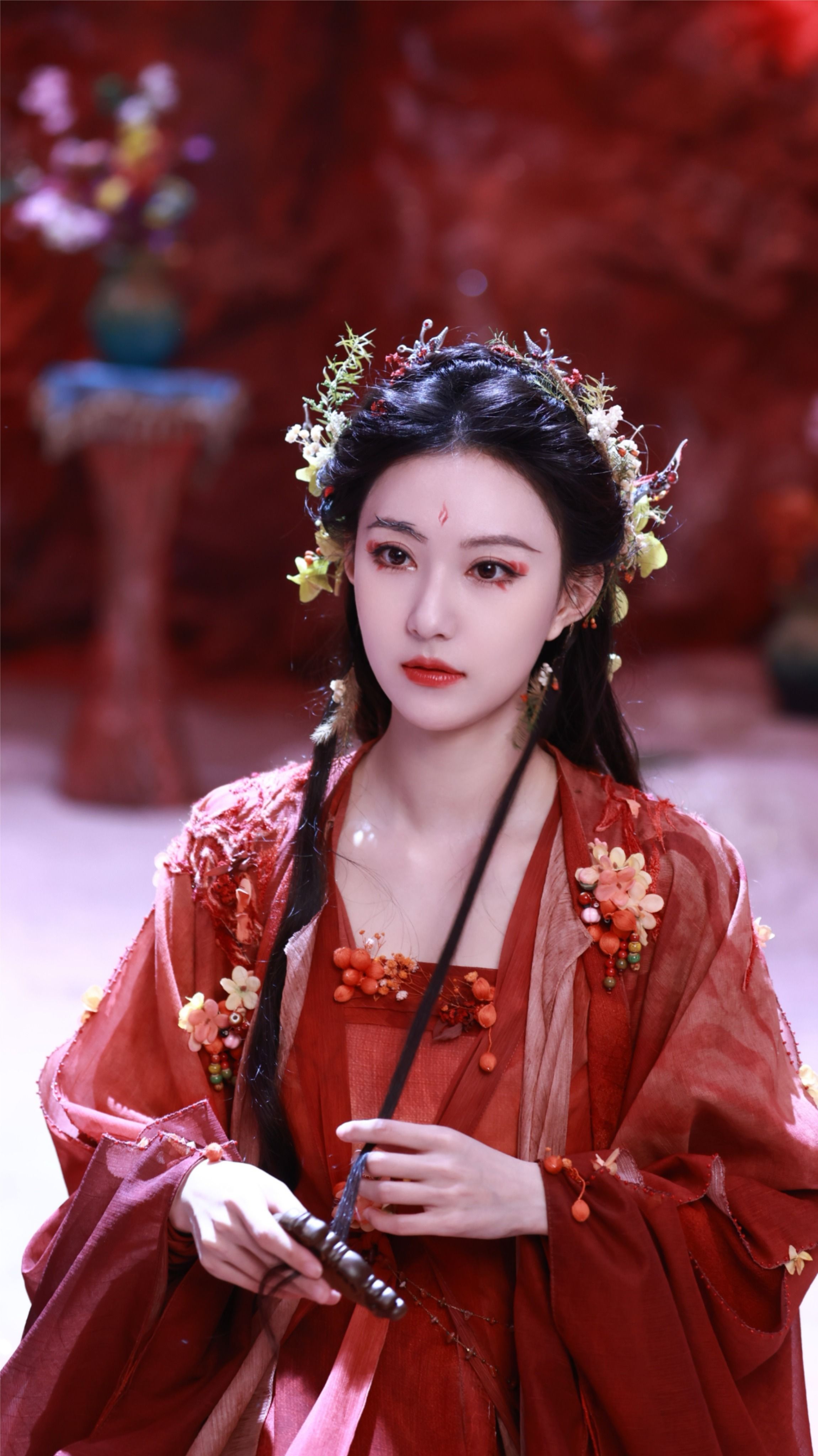 Reinventing the Cheongsam:Modern Dress for Summer with a Traditional Chinese Touch Reinventing the Cheongsam:Modern Dress for Summer with a Traditional Chinese Touch