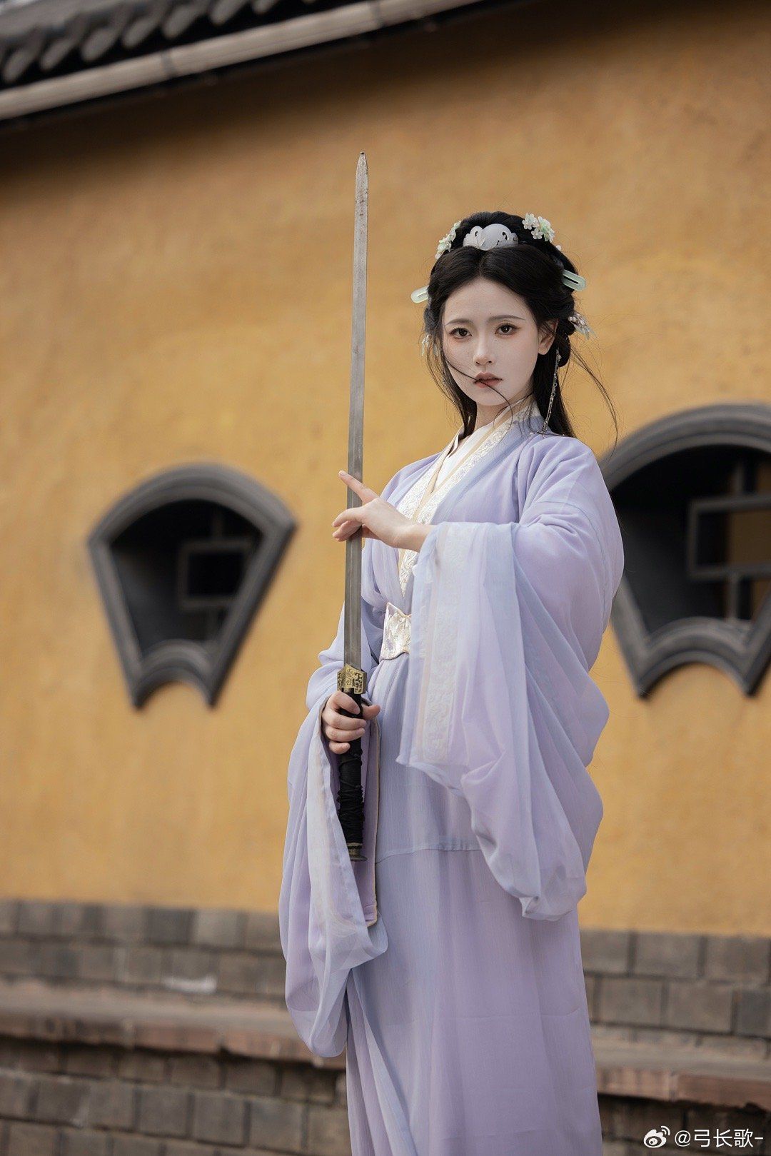 Neo-Chinese Cheongsam Gown in a Salute Ceremony:The Charm of Peach Blossom Pink Neo-Chinese Cheongsam Gown in a Salute Ceremony:The Charm of Peach Blossom Pink