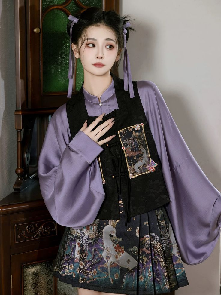 The Song Dynasty Hanfu Straps:A Closer Look into Traditional Chinese Fashion The Song Dynasty Hanfu Straps:A Closer Look into Traditional Chinese Fashion