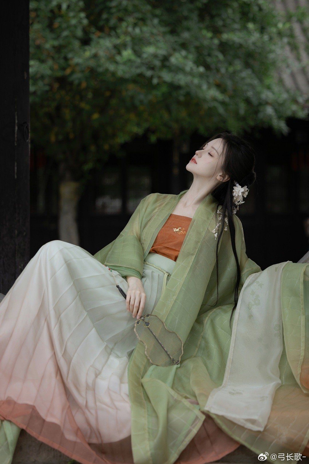 Petite Hanfu for the Office:A Guide to Styling and Comfort
