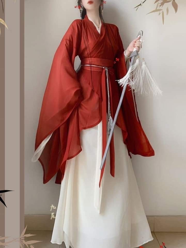 Exploring the World of Hanfu Sandals:A Journey into Traditional Chinese Footwear Exploring the World of Hanfu Sandals:A Journey into Traditional Chinese Footwear
