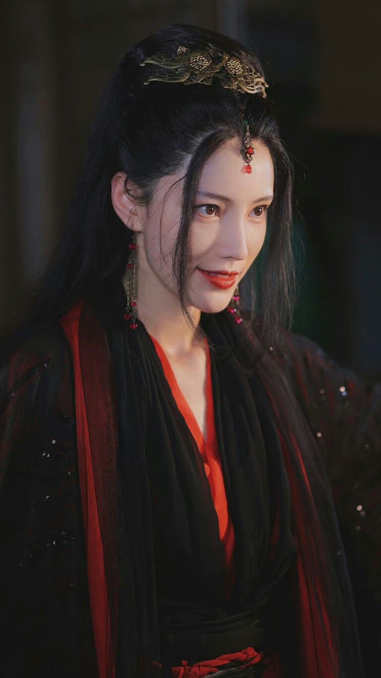 New Year in Ancient Style:The Journey of a Hanfu Student New Year in Ancient Style:The Journey of a Hanfu Student