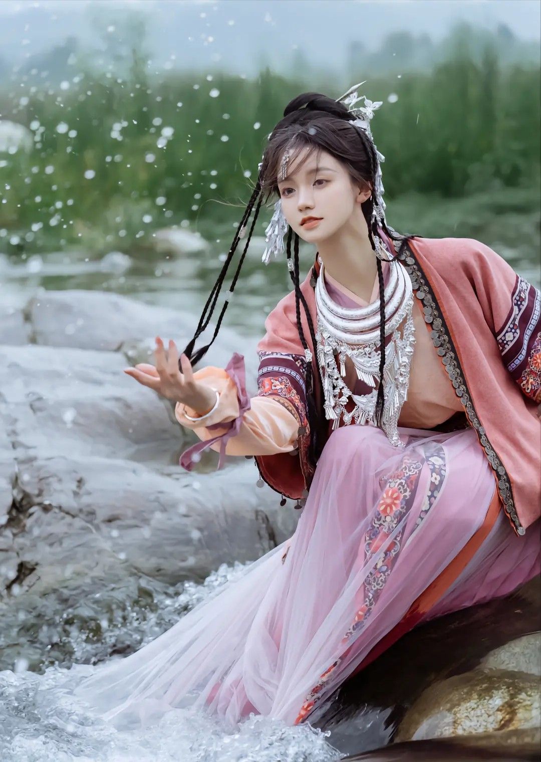 The Charm of a Light Pink Cheongsam:A Cultural Icon of Elegance The Charm of a Light Pink Cheongsam:A Cultural Icon of Elegance