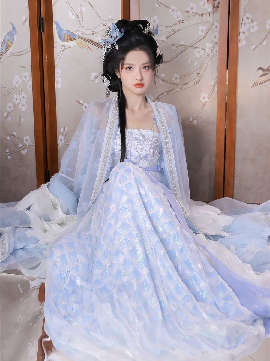 Childrens Horseface Skirt and Top:A Fashionable and Comfortable Choice Childrens Horseface Skirt and Top:A Fashionable and Comfortable Choice