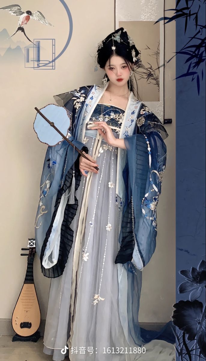 Modern Hanfu:The Evolution of Traditional Elegance Modern Hanfu:The Evolution of Traditional Elegance