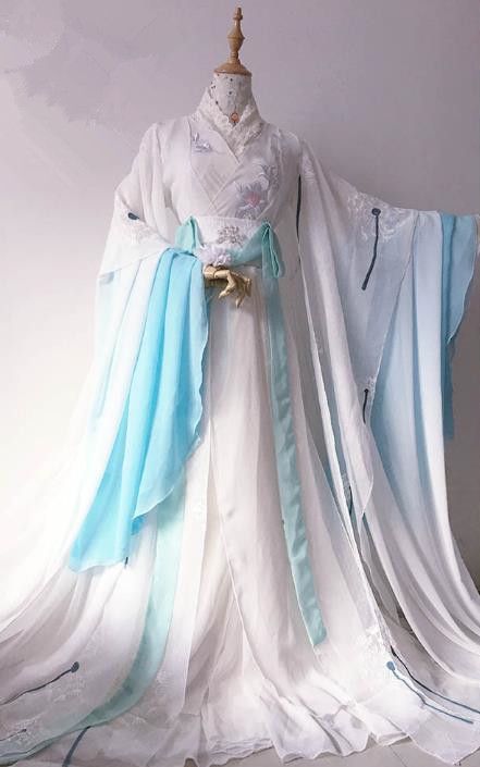 The Student Qipao:High Fashion and Beauty in Traditional Chinese Elegance The Student Qipao:High Fashion and Beauty in Traditional Chinese Elegance