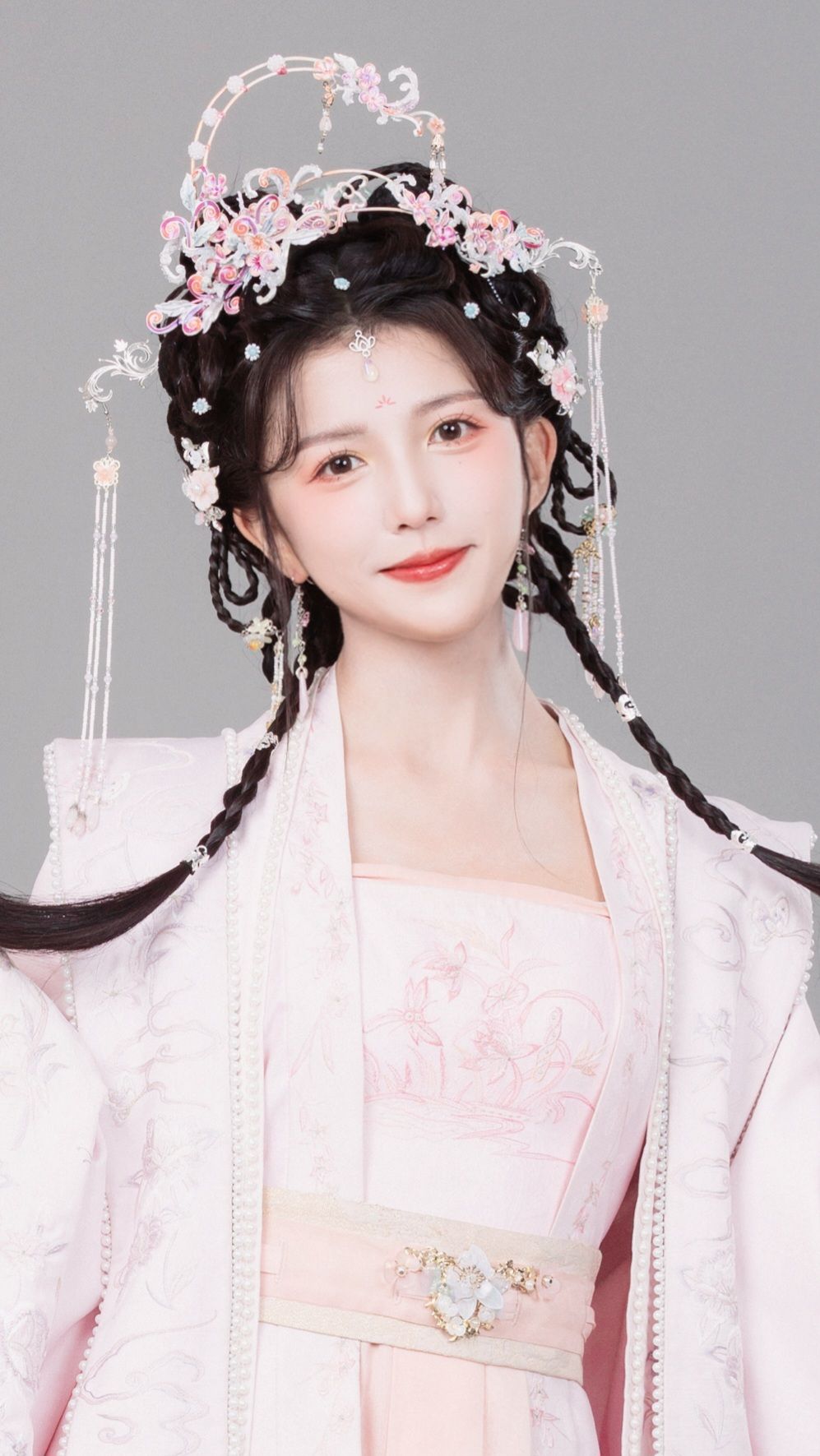 Maternal and Child Match in Traditional Cheongsam:The Essence of Cultural Elegance Maternal and Child Match in Traditional Cheongsam:The Essence of Cultural Elegance