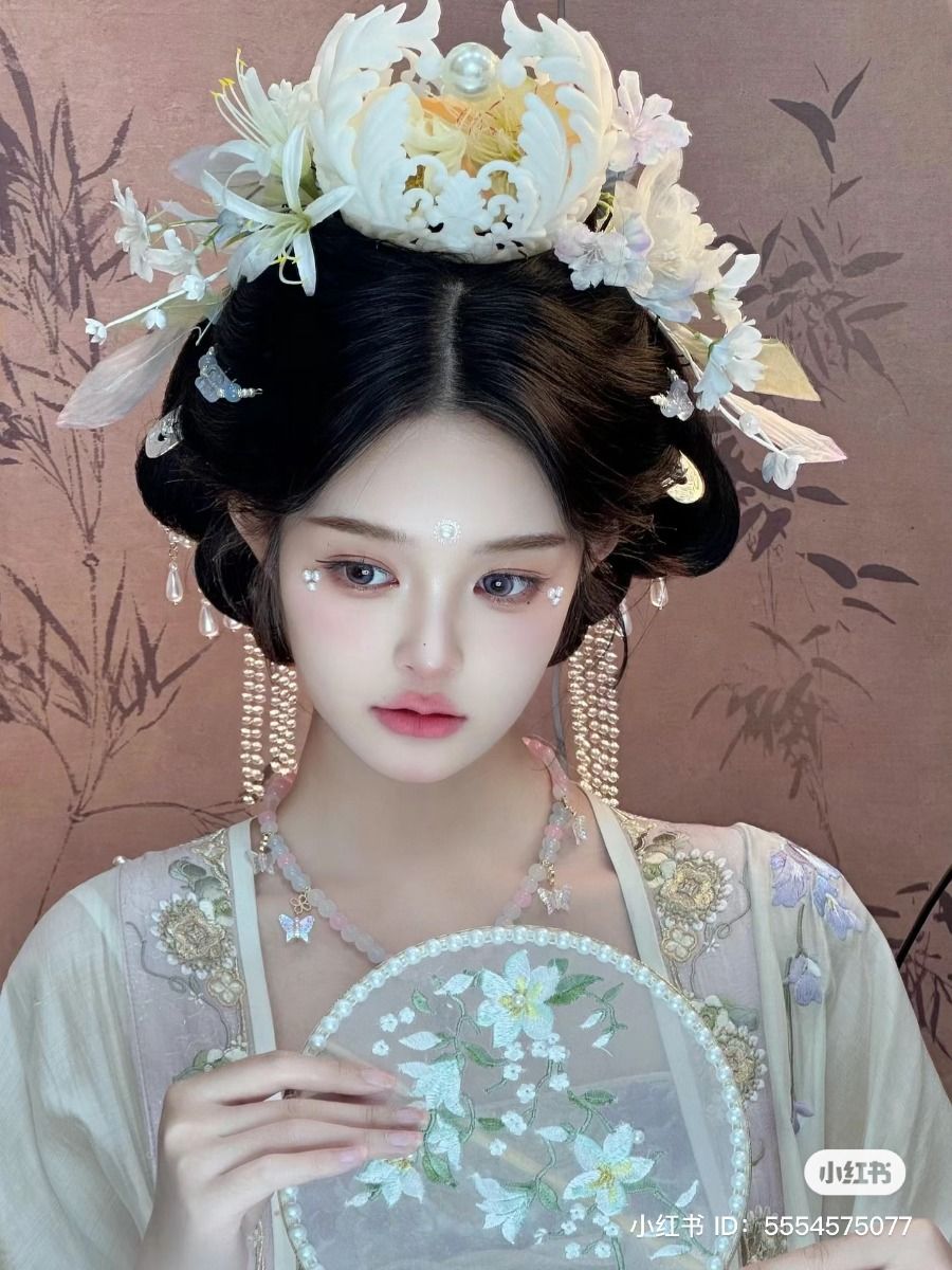 Embracing Traditional Elegance:The New Wave of Qipao-Inspired Dress Embracing Traditional Elegance:The New Wave of Qipao-Inspired Dress