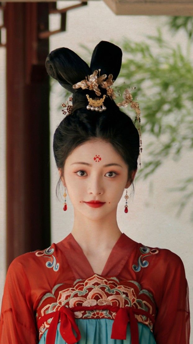 Seductive Short Cheongsam:Unveiling Its Enigma of Sexual Charm Seductive Short Cheongsam:Unveiling Its Enigma of Sexual Charm