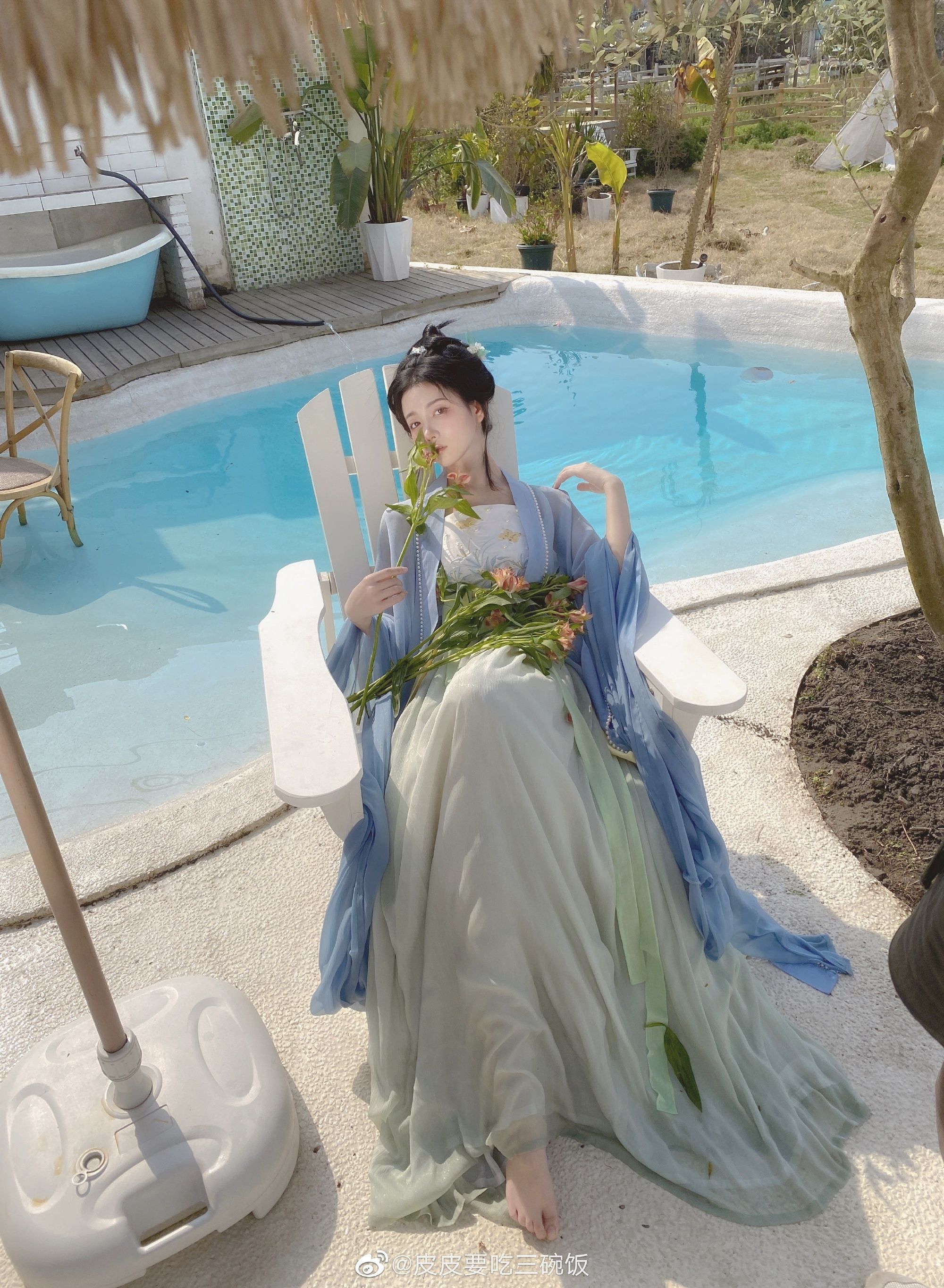 The Enchanting Beauty of Butterflower Cheongsam The Enchanting Beauty of Butterflower Cheongsam