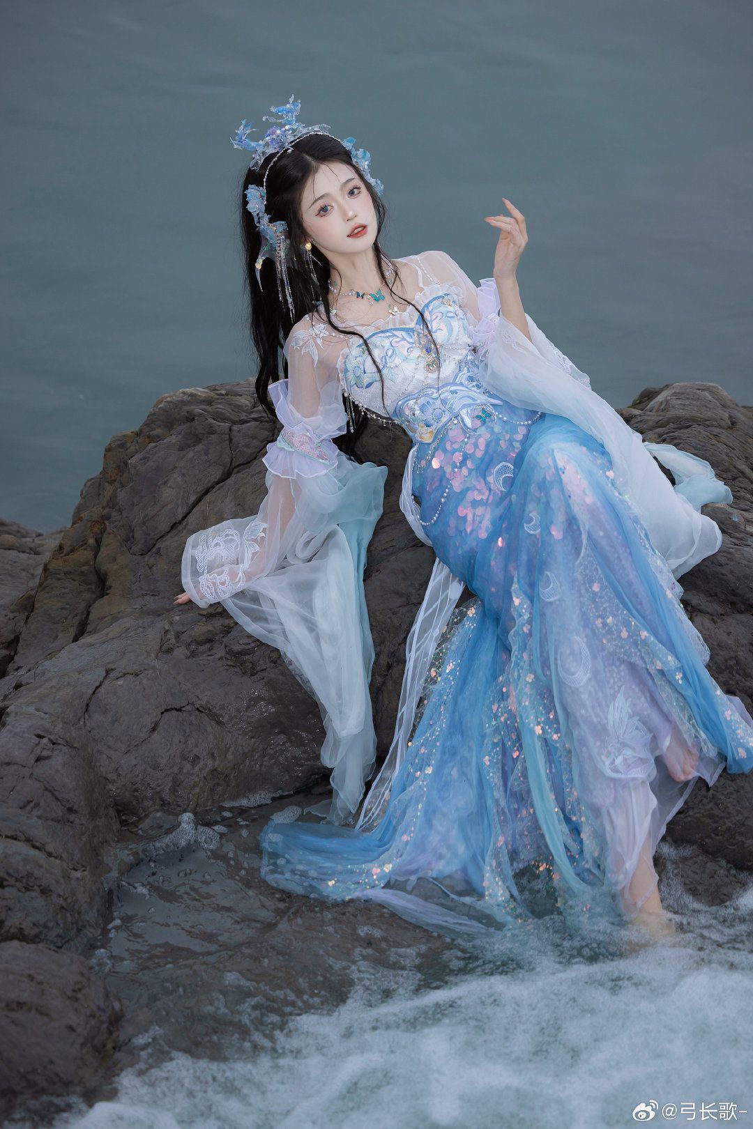 Gong Yuyis Original Hanfu Costume:The Initial Makeup Journey Gong Yuyis Original Hanfu Costume:The Initial Makeup Journey