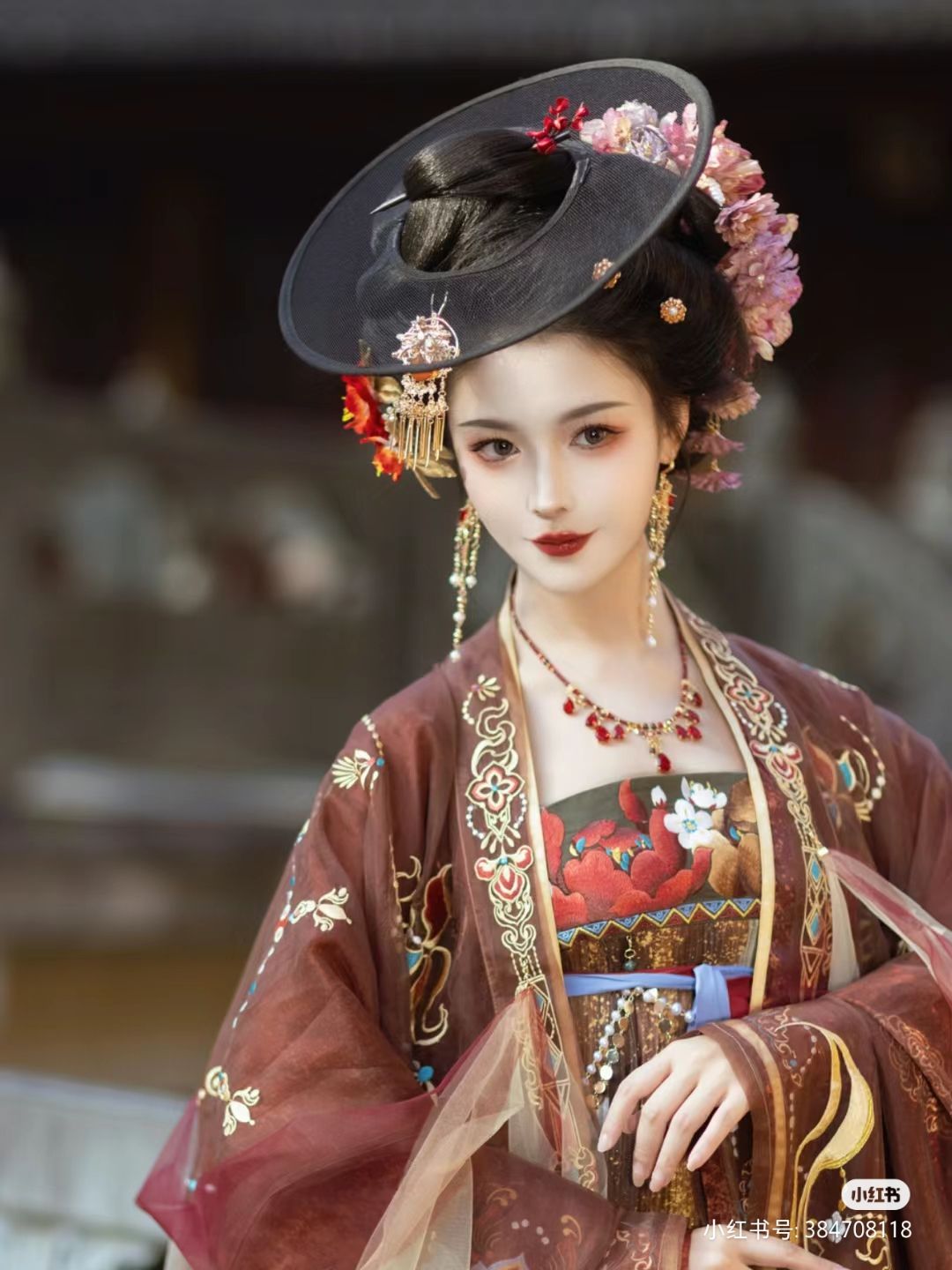 Peach Blossom Elegance:The Rise of Tang-Style Womens Clothing with Chinese Pink Peach Blossom Elegance:The Rise of Tang-Style Womens Clothing with Chinese Pink