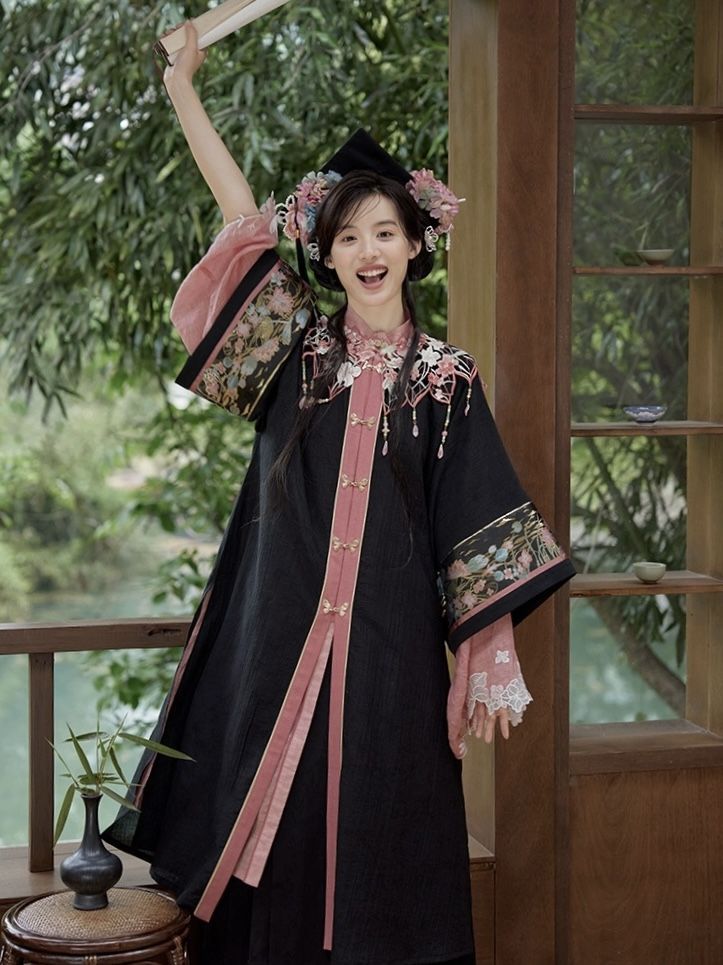 The Zodiac in Chinese Hanfu Fashion:A Blend of Tradition and Sky Signs The Zodiac in Chinese Hanfu Fashion:A Blend of Tradition and Sky Signs
