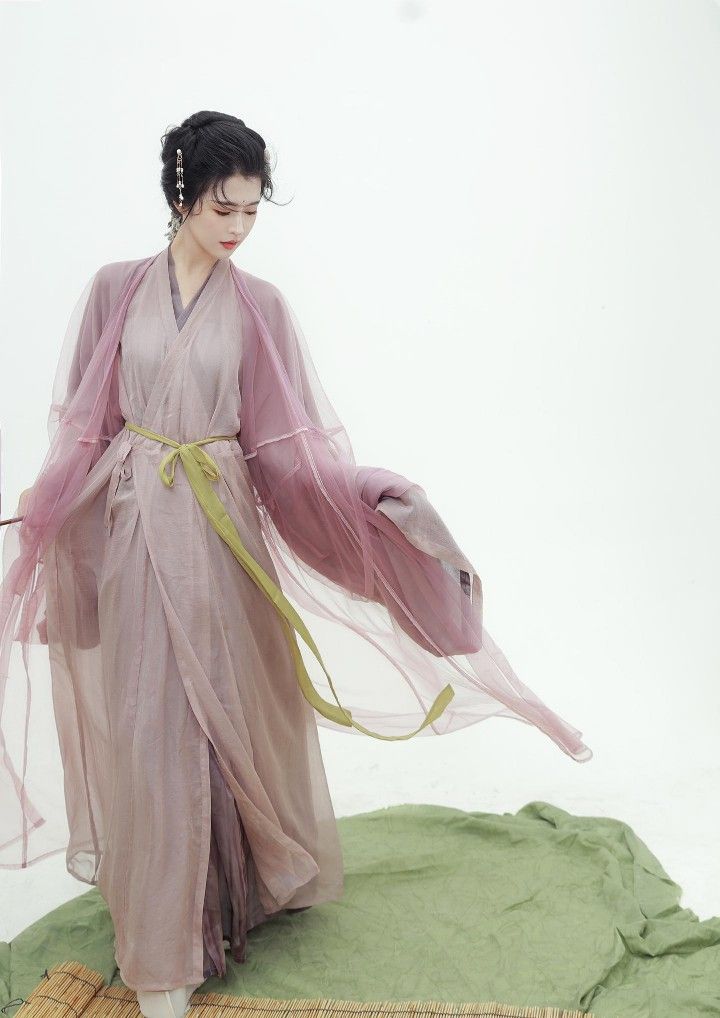 The Mermaids Tale:A Journey into the World of Hanfu JK,Nine-tailed Fox,and Mermaids The Mermaids Tale:A Journey into the World of Hanfu JK,Nine-tailed Fox,and Mermaids