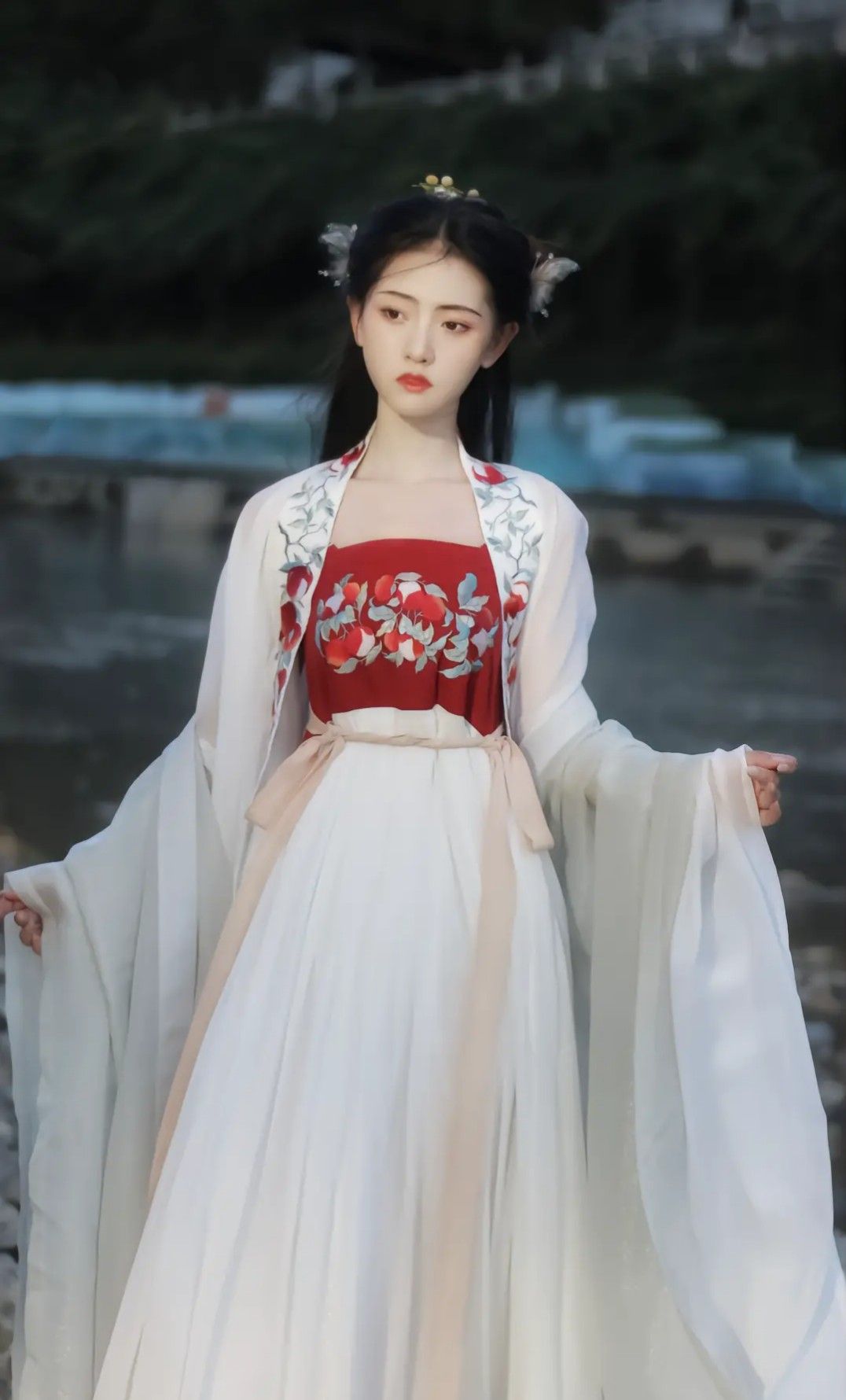 Embracing the Elegance of Cheongsam with the Perfect Pair of High Heels Embracing the Elegance of Cheongsam with the Perfect Pair of High Heels