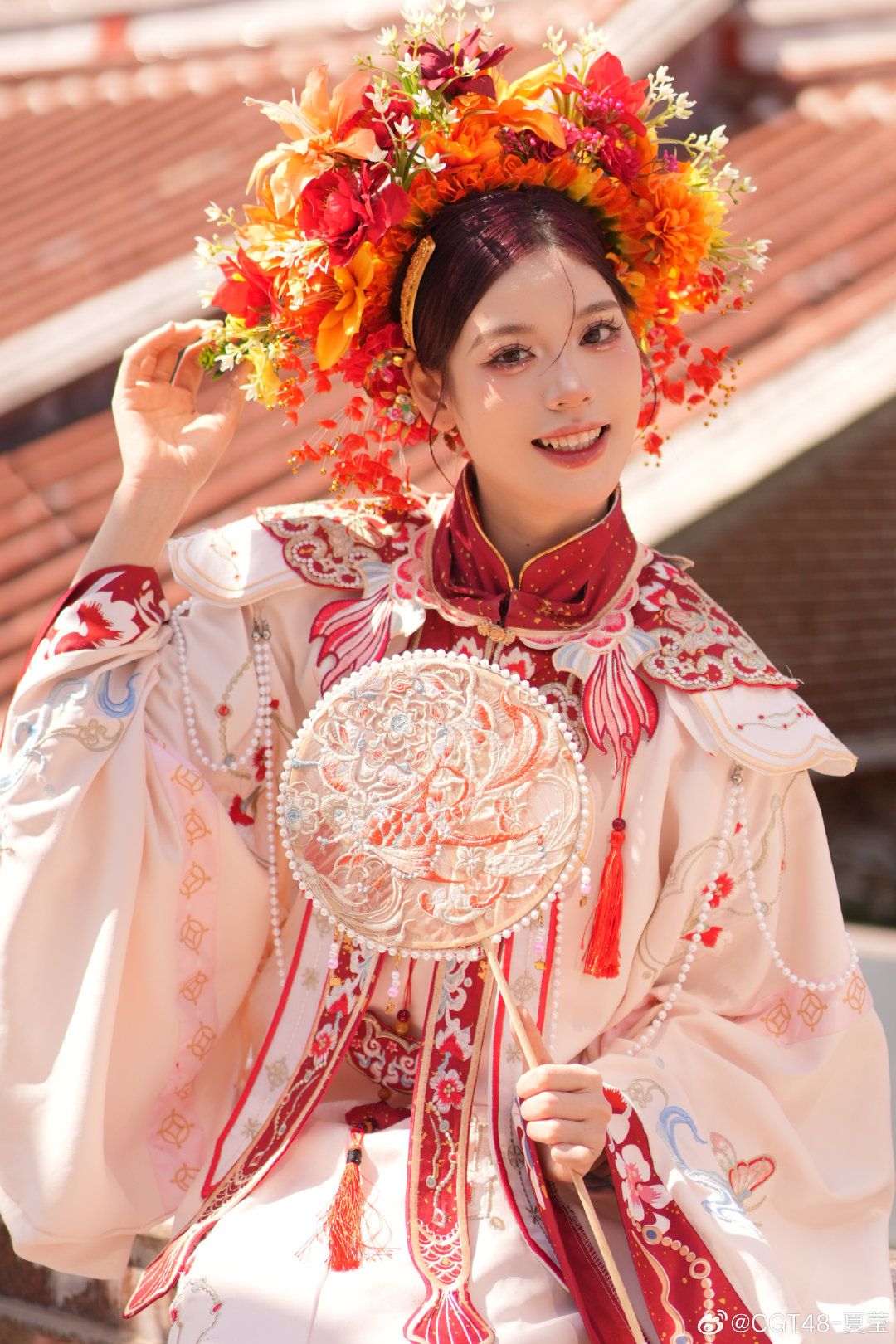 Traditional Tang Suit for Women in Winter:A Blend of Fashion and Heritage Traditional Tang Suit for Women in Winter:A Blend of Fashion and Heritage
