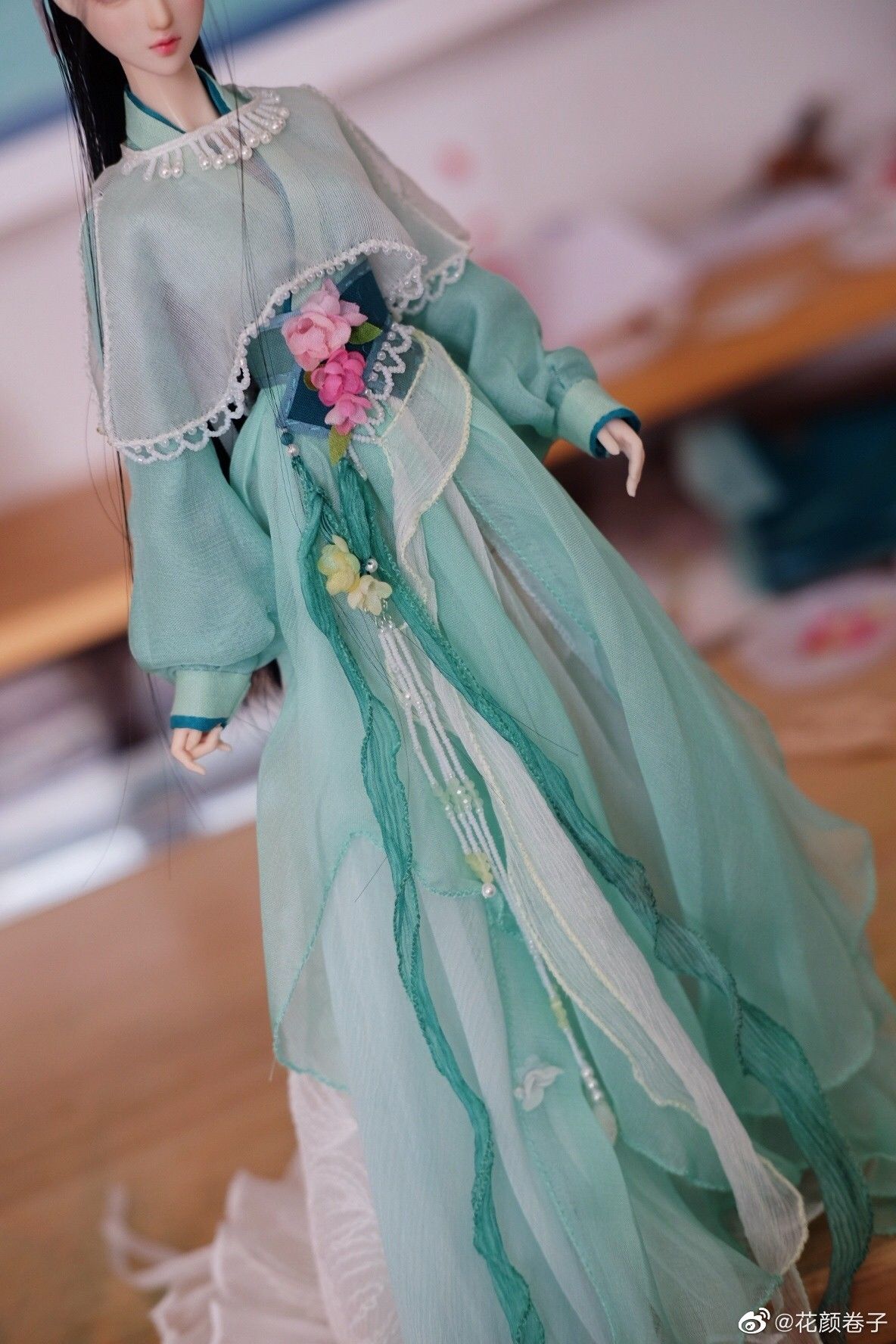 Vibrant Skirts and Traditional Splendor:The Evolution of Colorful Qunfu in Hanfu Fashion Vibrant Skirts and Traditional Splendor:The Evolution of Colorful Qunfu in Hanfu Fashion
