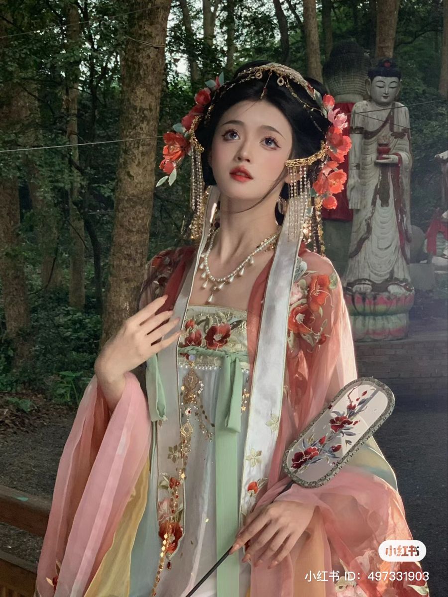 The Red Cheongsam:A Symbol of Cultural Heritage and Elegance The Red Cheongsam:A Symbol of Cultural Heritage and Elegance
