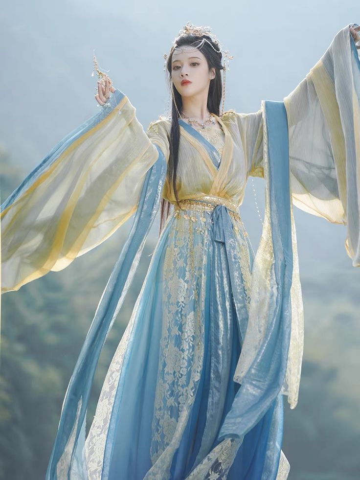 The Summer of Qipao Bliss:The Allure of a Bride in a Traditional Chinese Wedding Gown The Summer of Qipao Bliss:The Allure of a Bride in a Traditional Chinese Wedding Gown